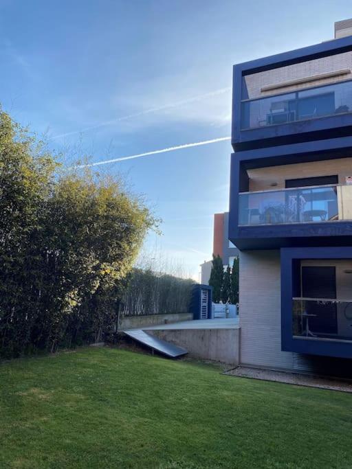 Precioso - Moderno Terraza Y Parking, 2 Hab, 2 Banos, 6-7 Pers - Dispo Abril Y Mayo Llanes Ngoại thất bức ảnh