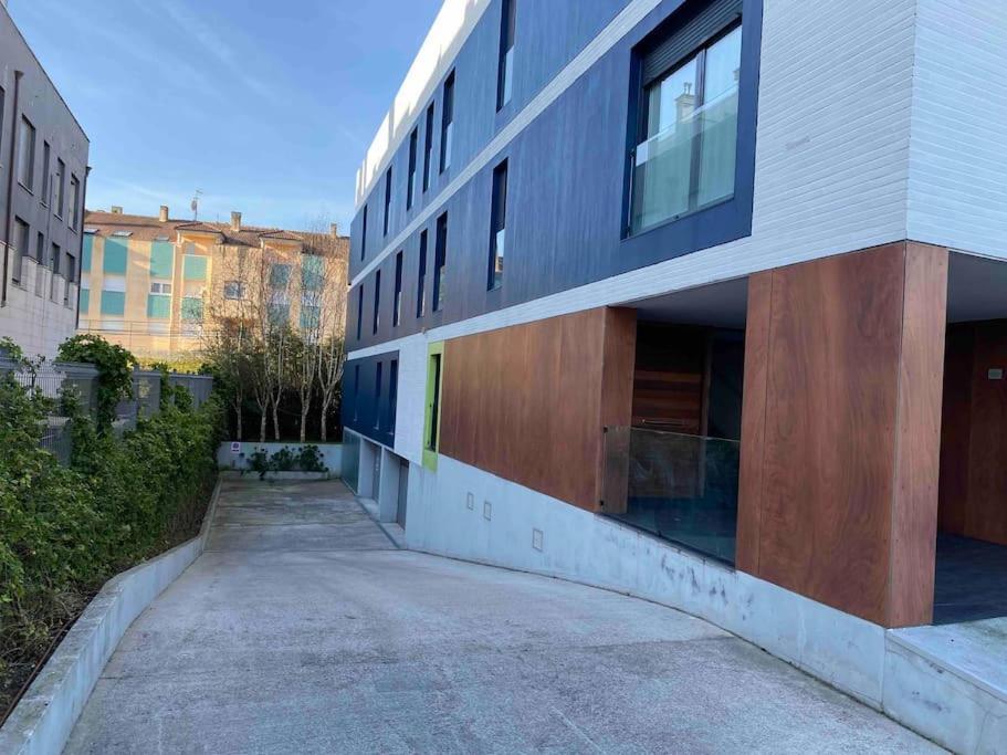 Precioso - Moderno Terraza Y Parking, 2 Hab, 2 Banos, 6-7 Pers - Dispo Abril Y Mayo Llanes Ngoại thất bức ảnh