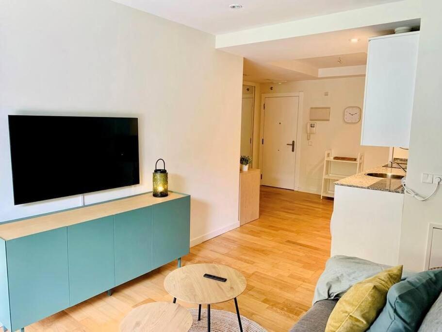Precioso - Moderno Terraza Y Parking, 2 Hab, 2 Banos, 6-7 Pers - Dispo Abril Y Mayo Llanes Ngoại thất bức ảnh