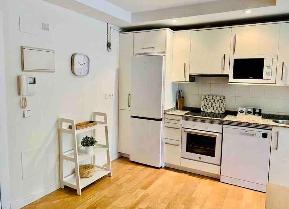 Precioso - Moderno Terraza Y Parking, 2 Hab, 2 Banos, 6-7 Pers - Dispo Abril Y Mayo Llanes Ngoại thất bức ảnh